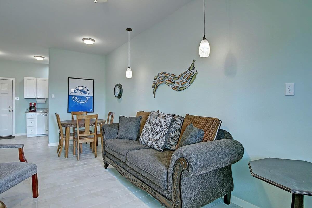 Captain Quarter'S 1 Bedrm Unit At Sea Isle Village Port Aransas Exteriör bild