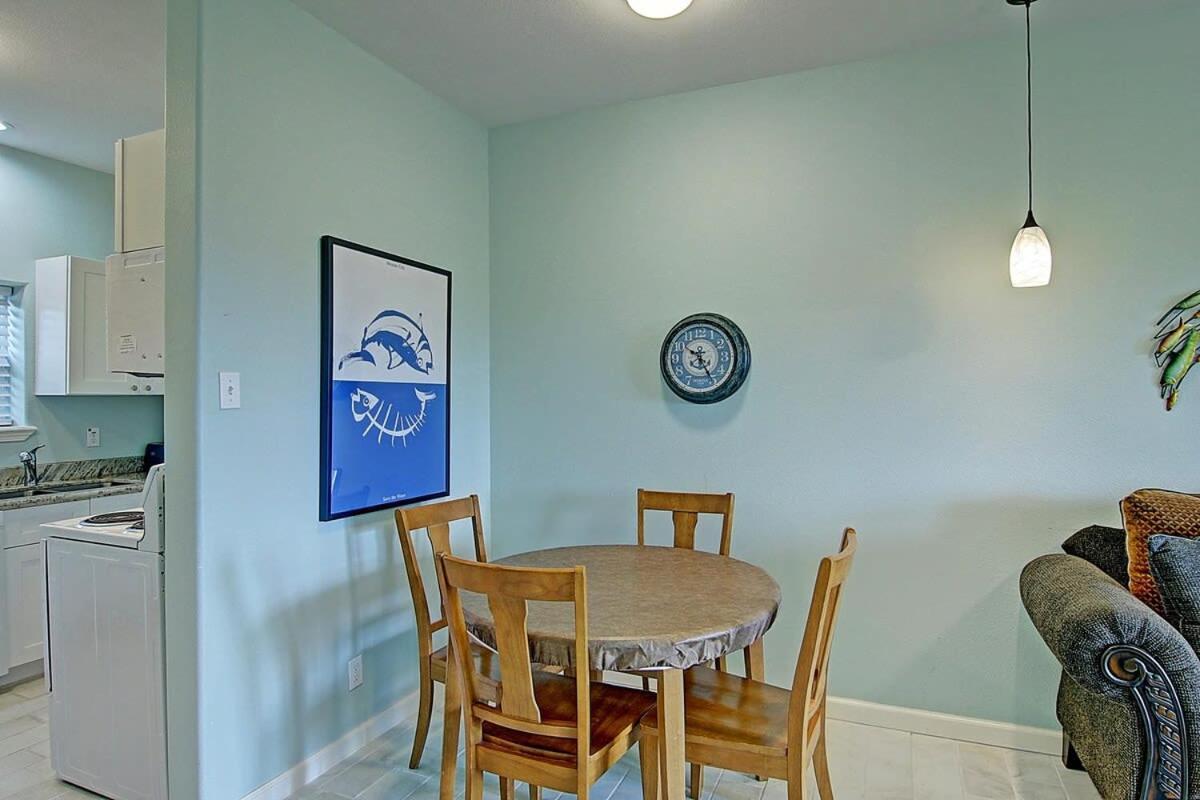 Captain Quarter'S 1 Bedrm Unit At Sea Isle Village Port Aransas Exteriör bild