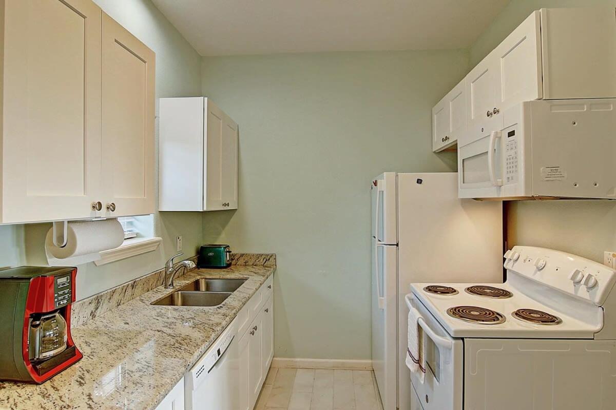 Captain Quarter'S 1 Bedrm Unit At Sea Isle Village Port Aransas Exteriör bild