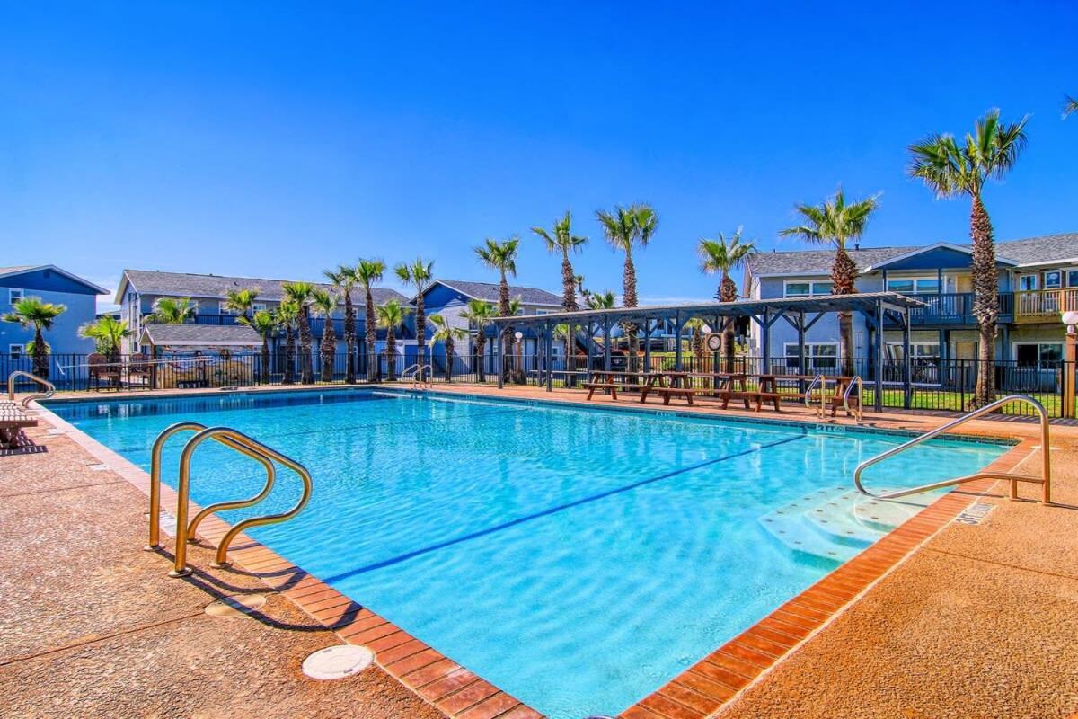 Captain Quarter'S 1 Bedrm Unit At Sea Isle Village Port Aransas Exteriör bild